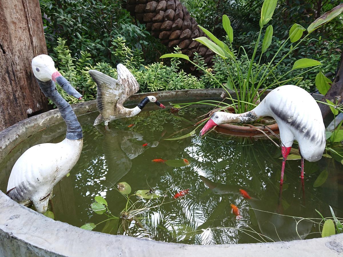 Lopburi Palm Resort Экстерьер фото